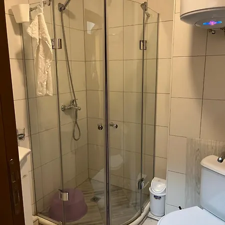 Lejlighed Spacious At Gondola! Fast Wifi, Washer, Ac, Balcony, Quiet